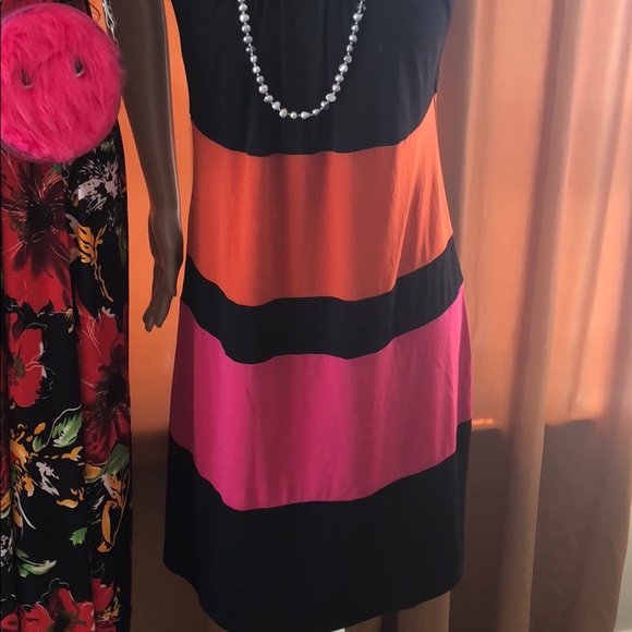 Dress - Picture 2 of 5